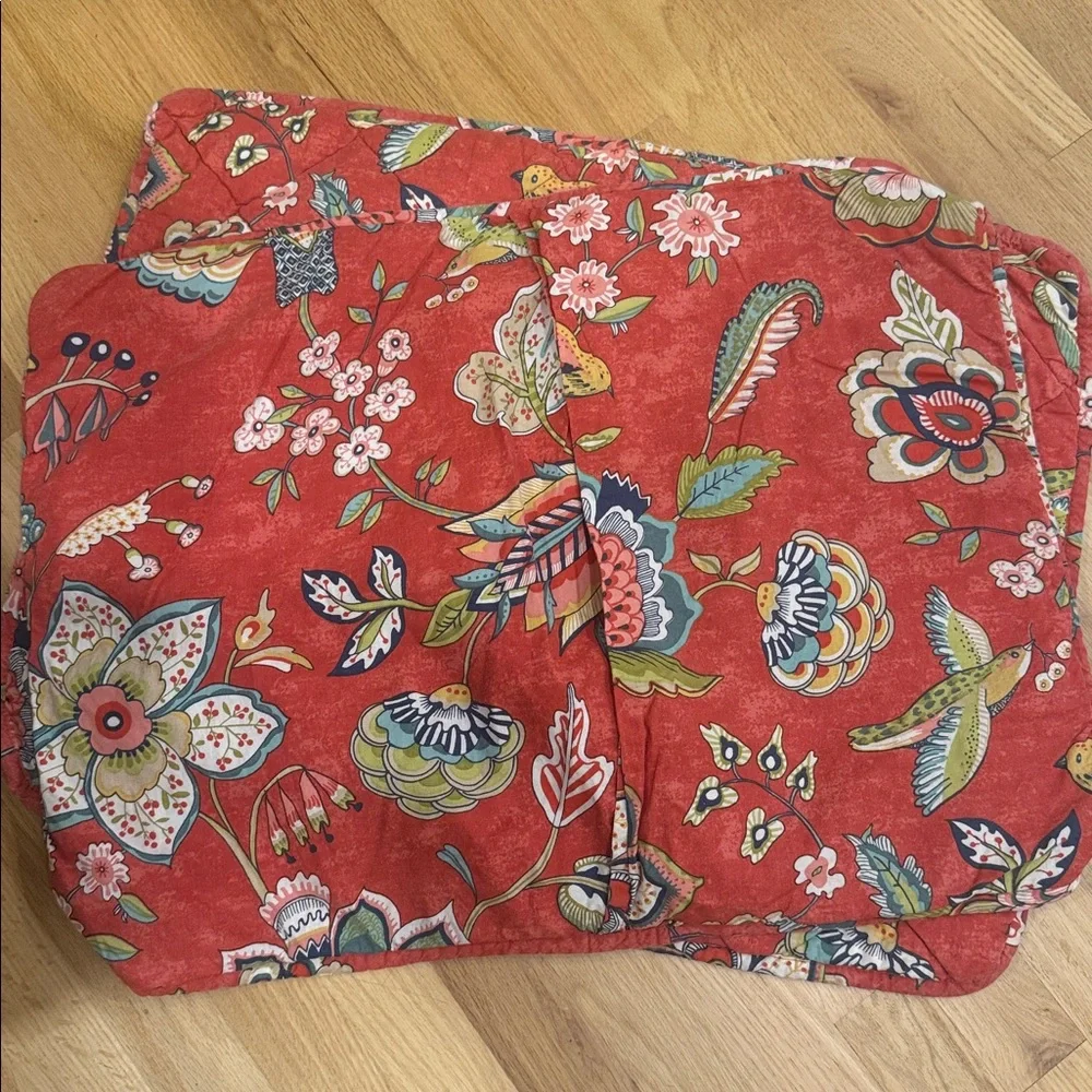 Set off 2 World Markets | NATASHASHAM 20inx26in
